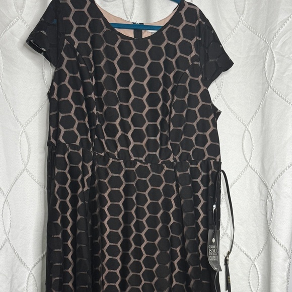 Brand New with Tags - Picture 11 of 12